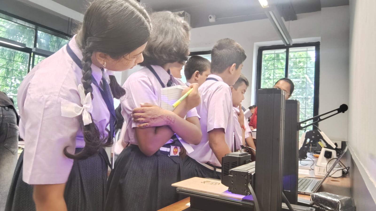 S.P.M. English School Robotics Workshop photograph 5
