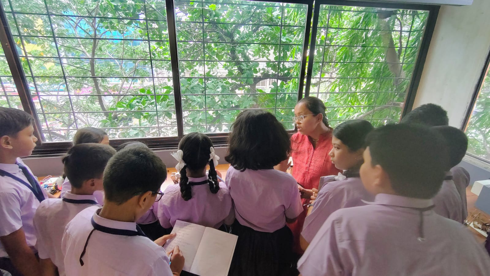 S.P.M. English School Robotics Workshop photograph 8